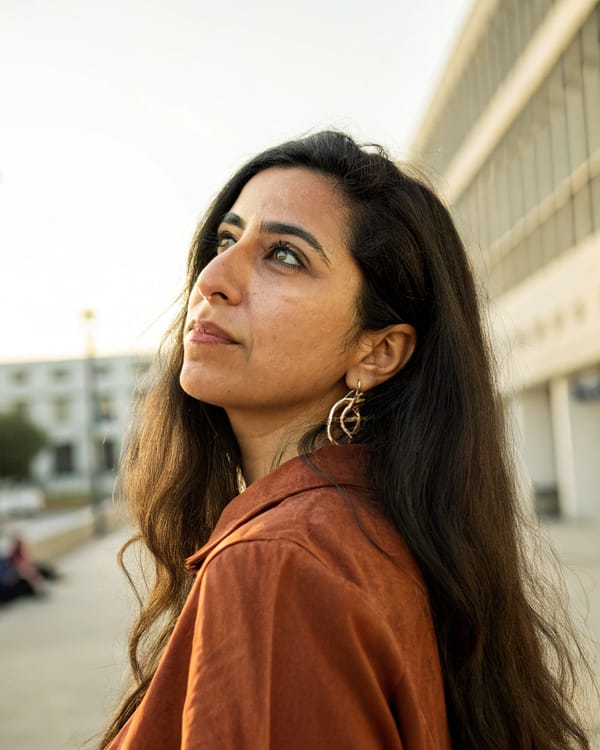 دعاء - 30 سنة من قسنطينة للتعارف والزواج