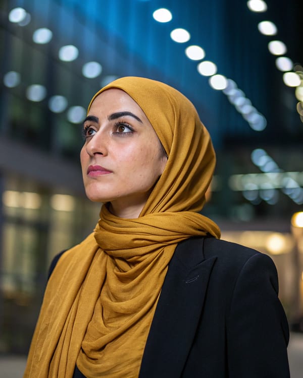 رنا - 28 سنة من دمشق للتعارف والزواج