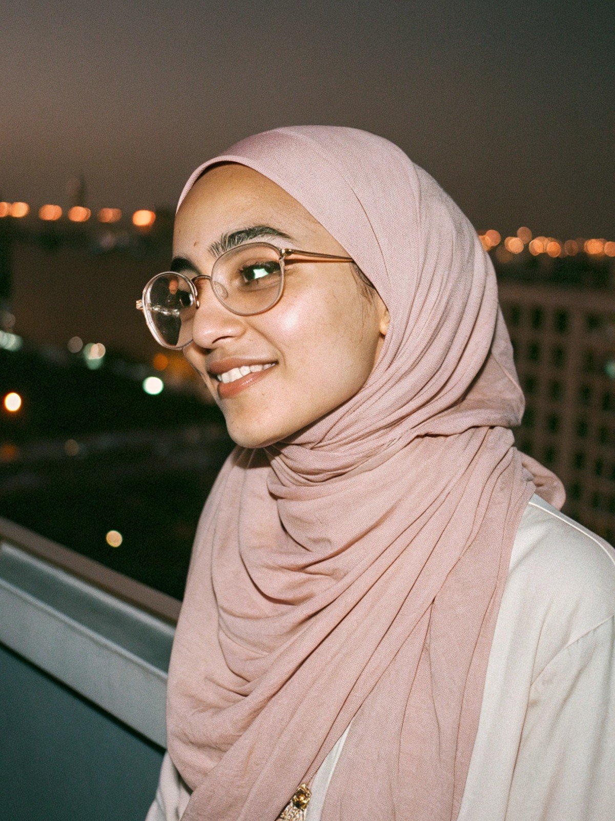 صورة نيرمين 24 سنة أسيوط - زواج مسيار عبر واتساب