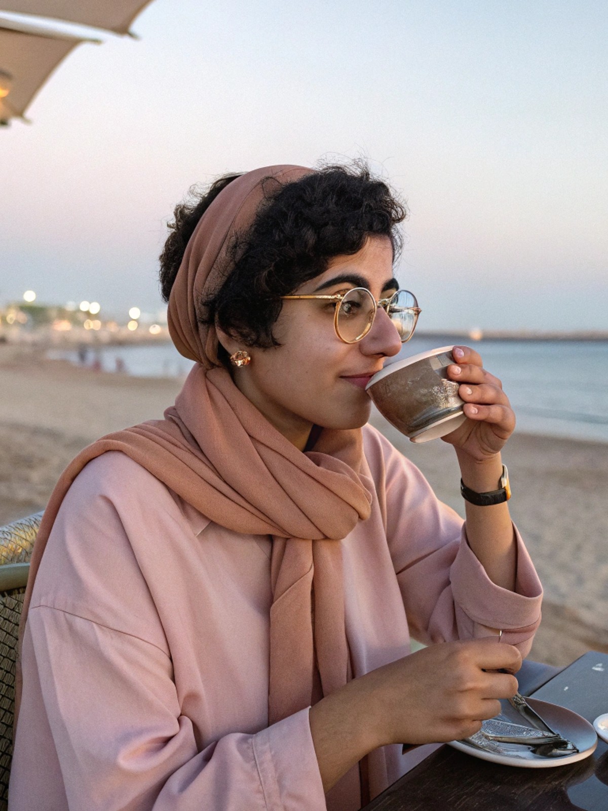 صورة نسرين 25 سنة وهران - دردشة عبر واتساب